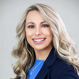 Headshot of Nicole Deal, the VP of Enterprise Workforce Operations at Advocate Health